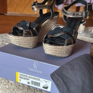 Vera Wang Black Wedge Sandals 7